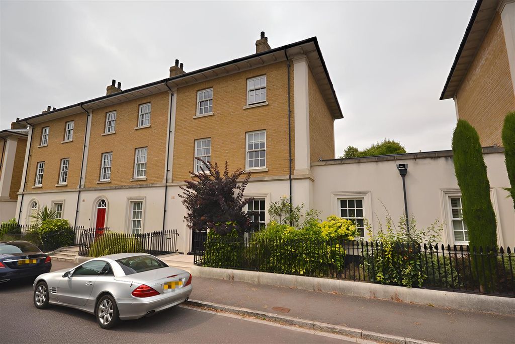 Property photo 1 of 15 1.Png