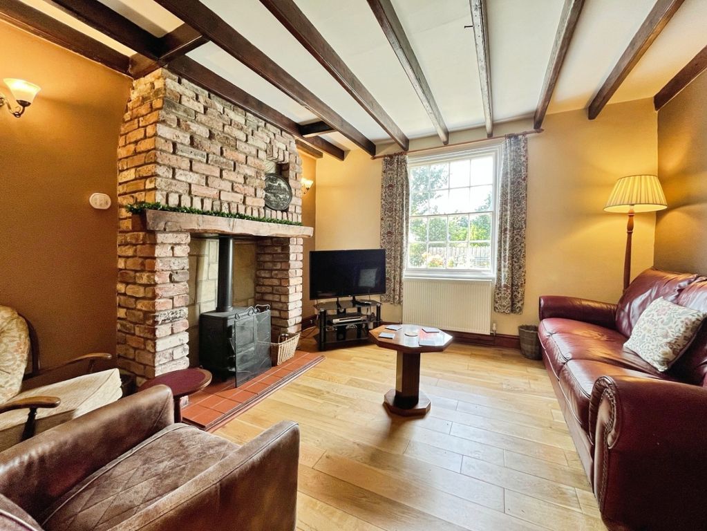 Property photo 2 of 41 4301786