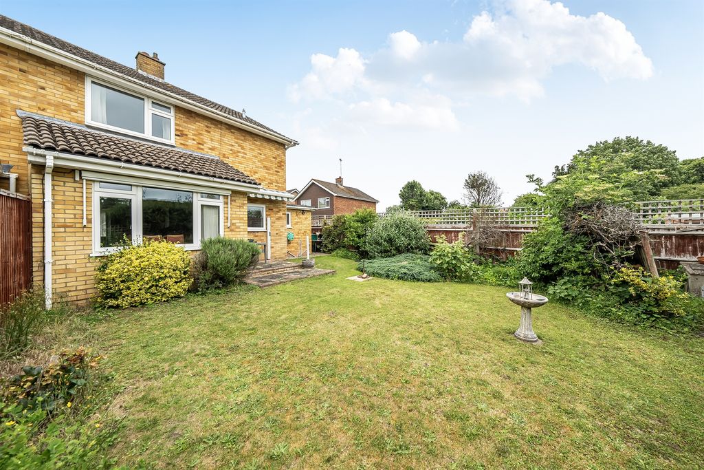 Property photo 2 of 14