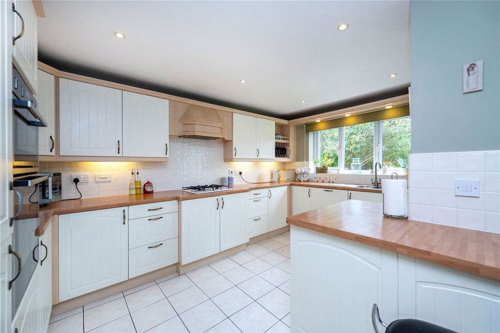 Property photo 3 of 19 Picture No. 08