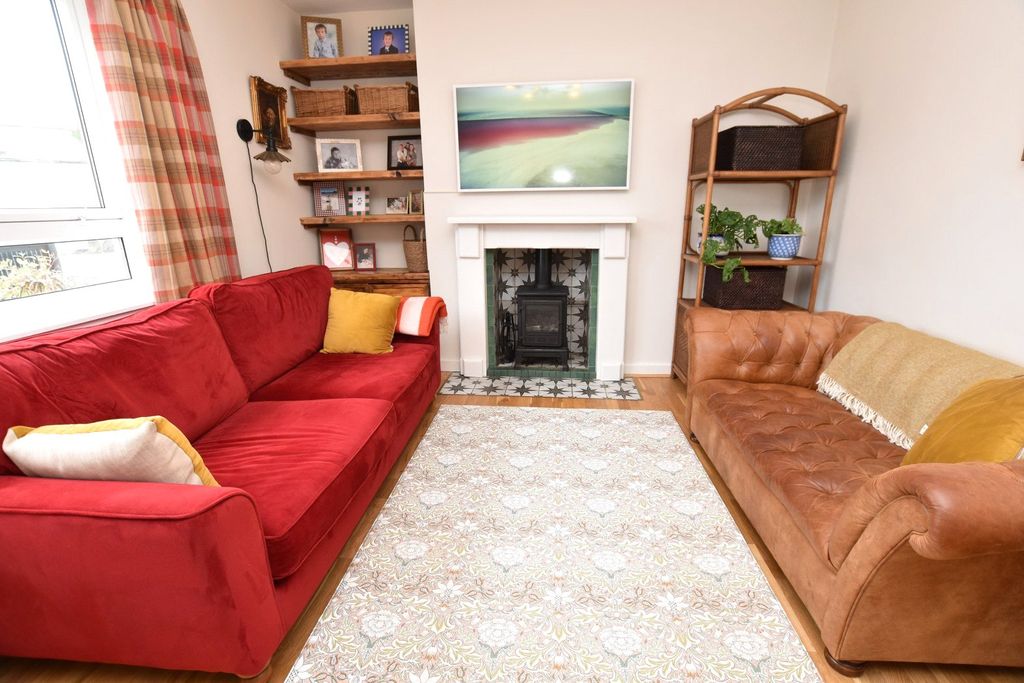 Property photo 2 of 16 Picture No. 01
