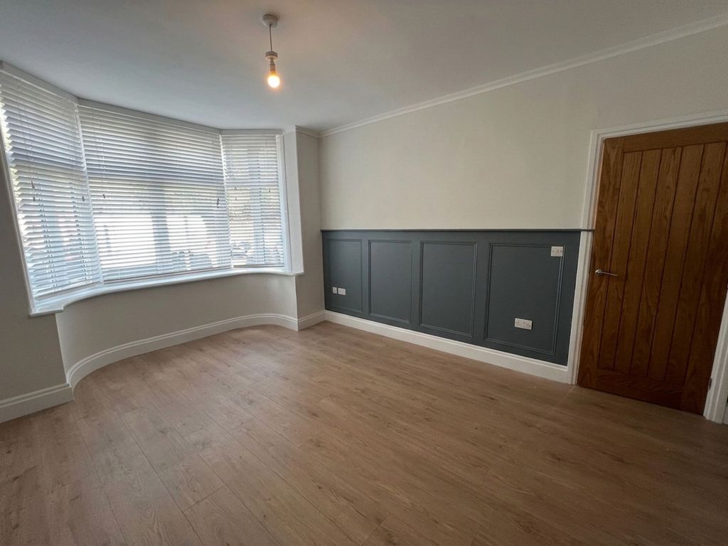 Property photo 2 of 48