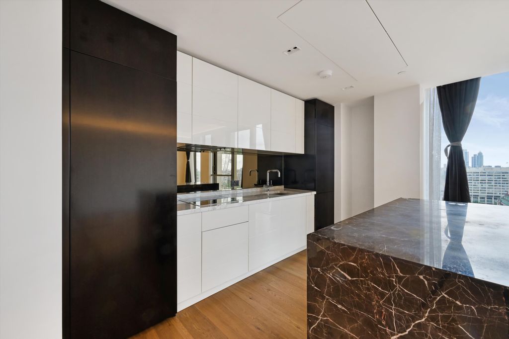 Property photo 3 of 12 Image