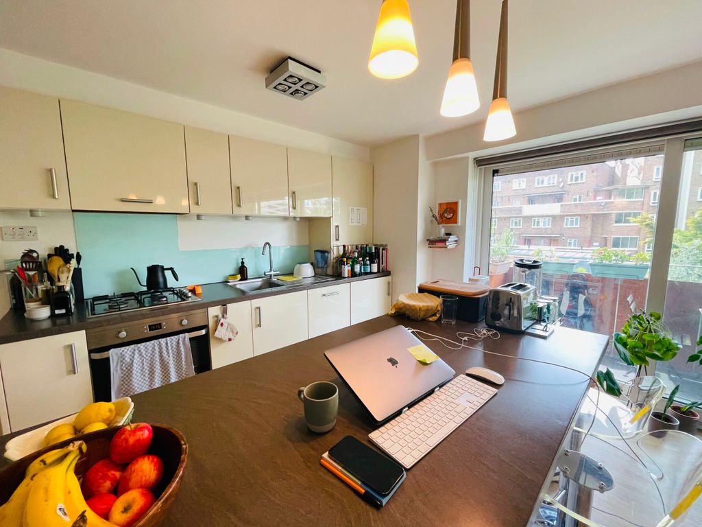 Property photo 3 of 8