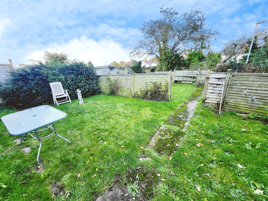 Property photo 3 of 4