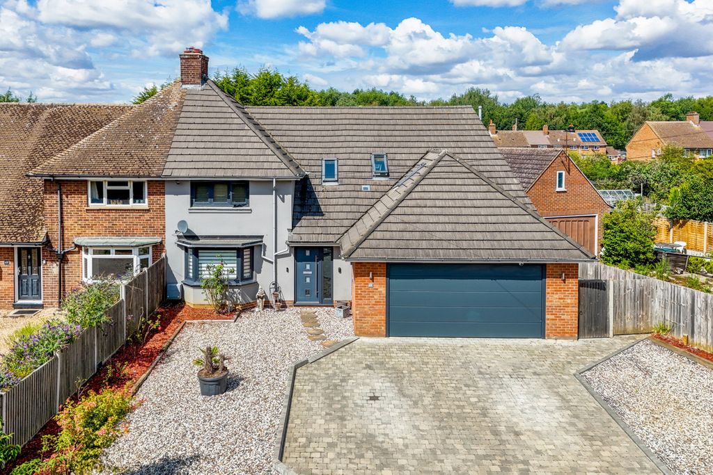 Property photo 1 of 36