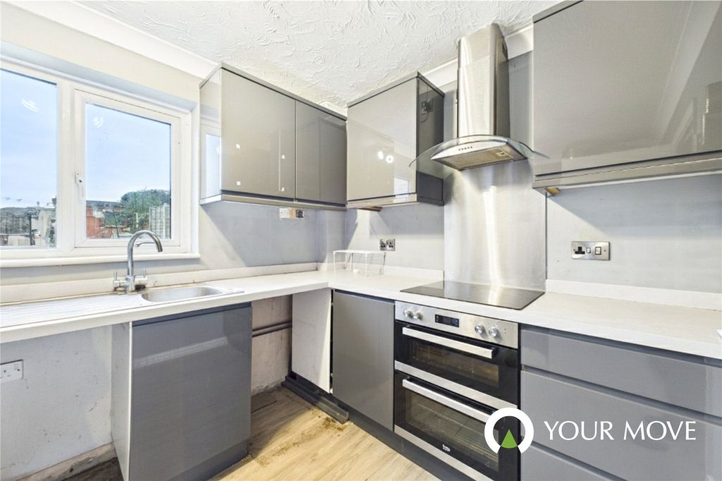 Property photo 3 of 9 Picture No. 06