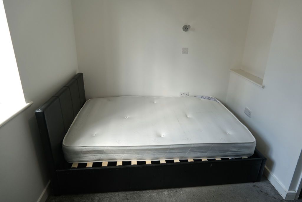 Property photo 2 of 12 Jpg