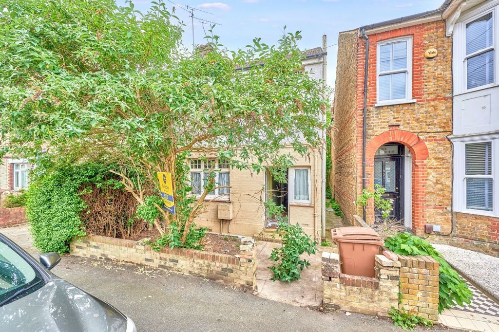 Property photo 1 of 19