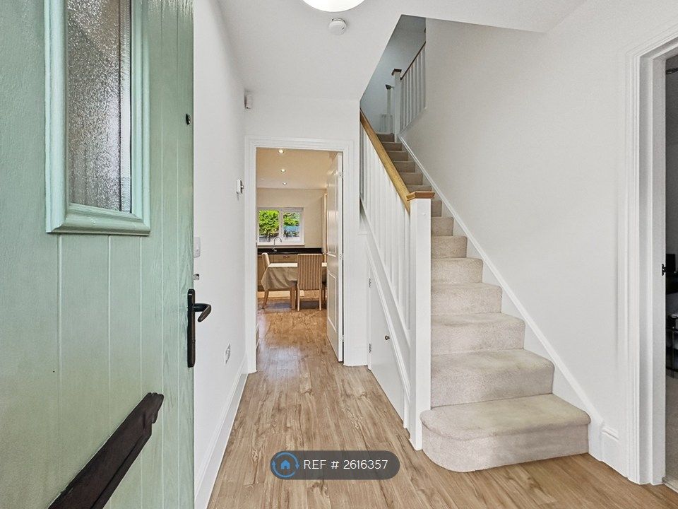 Property photo 3 of 21 Front Entrance