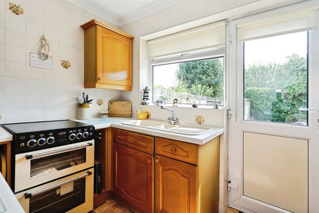 Property photo 3 of 16 Pbox-Img.Jpg