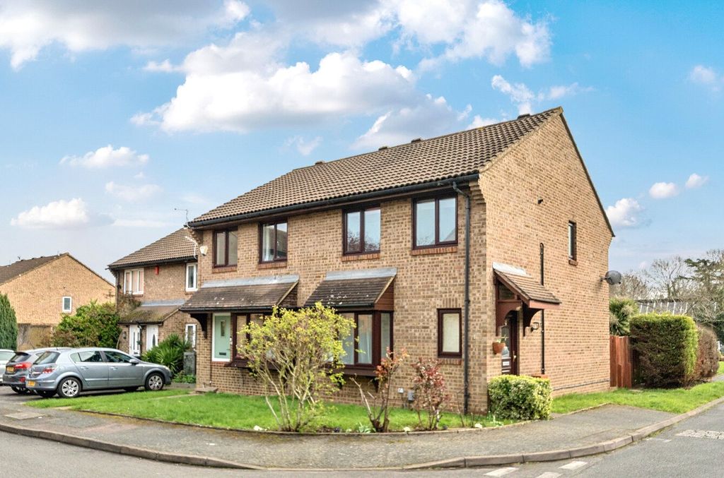 Property photo 1 of 17 Exterior