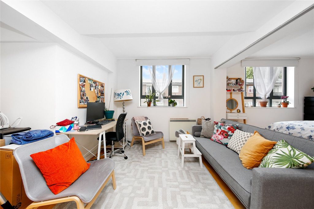 Property photo 1 of 6 Picture No. 11