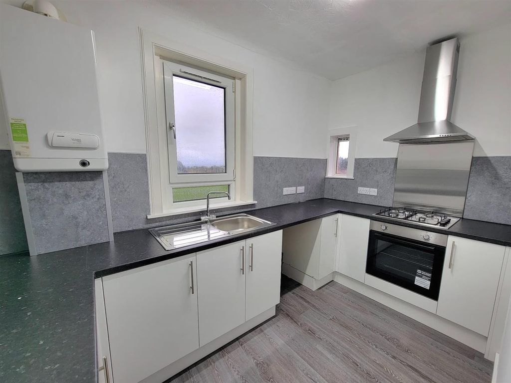 Property photo 2 of 12 Rdc0312Glei Kitchen (2).Jpeg