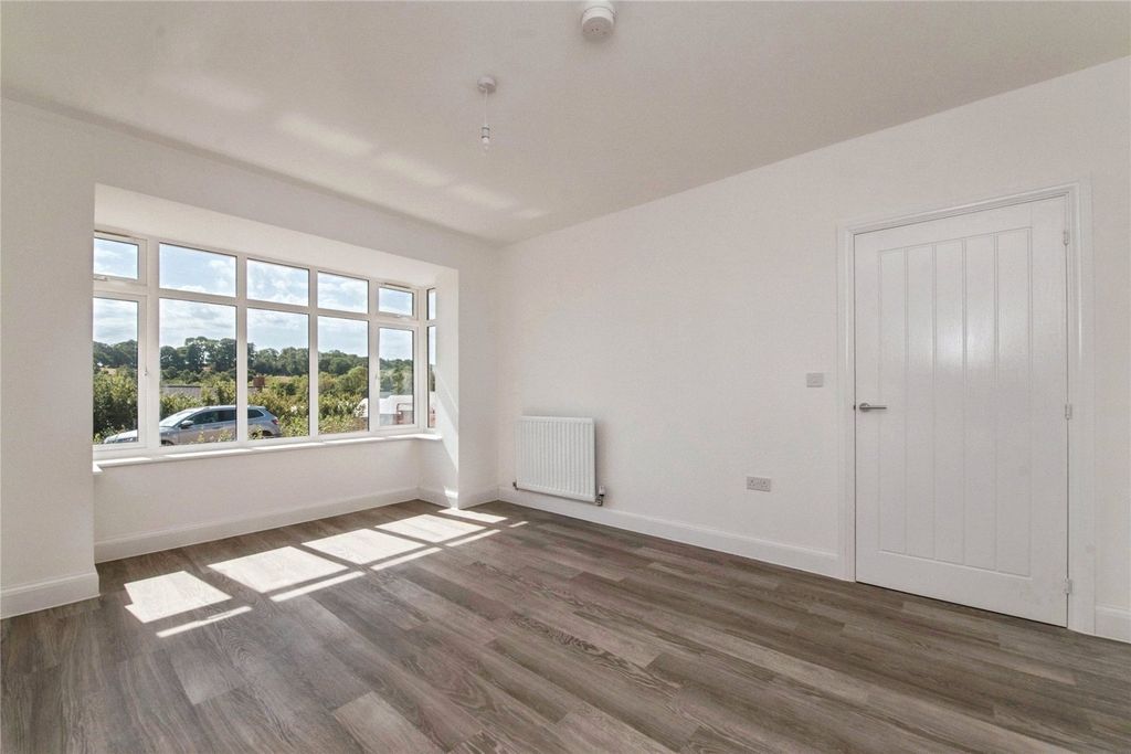 Property photo 3 of 10 Picture No. 03