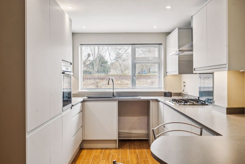 Property photo 2 of 13 Photo 11