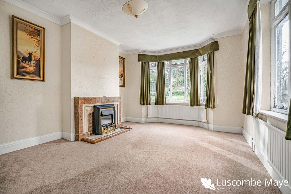 Property photo 3 of 14