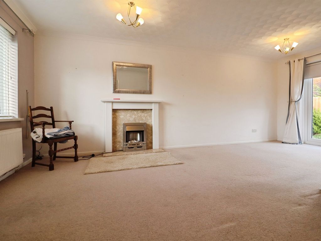 Property photo 2 of 22