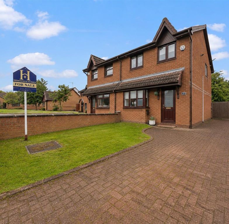 Property photo 2 of 23 2 Centenary Quadrant (Side).Jpg
