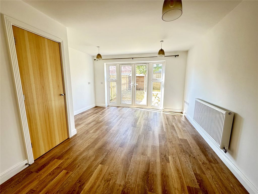 Property photo 3 of 14 Picture No. 06