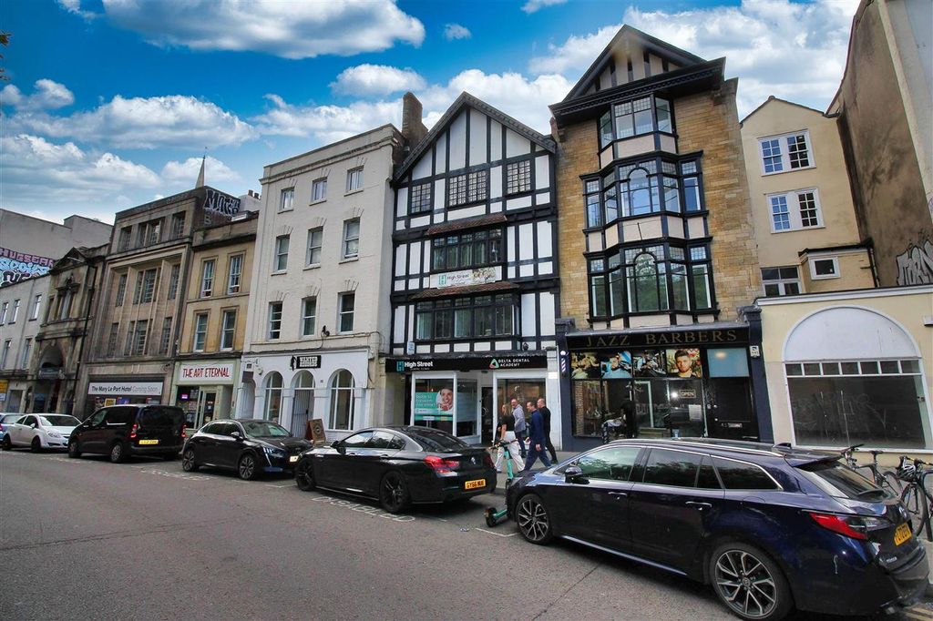 Property photo 1 of 13 Main Picture