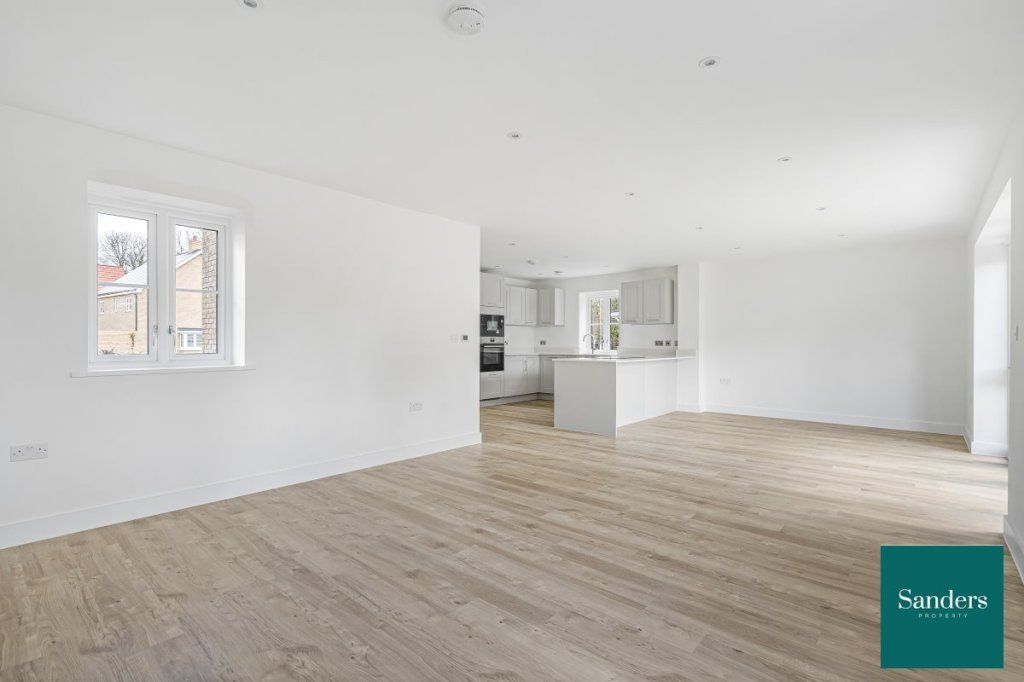 Property photo 2 of 26