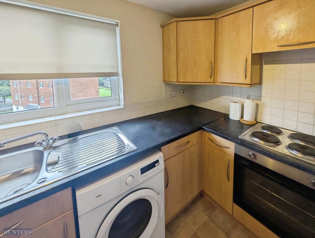 Property photo 3 of 8 Pbox-Img.Jpg