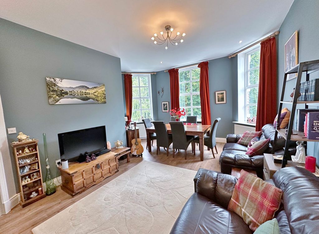 Property photo 2 of 17 Photo 8