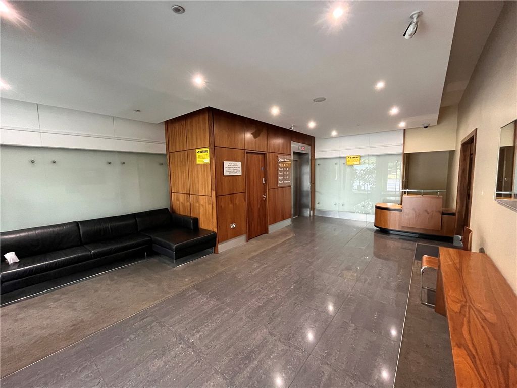 Property photo 2 of 10 Picture No. 03