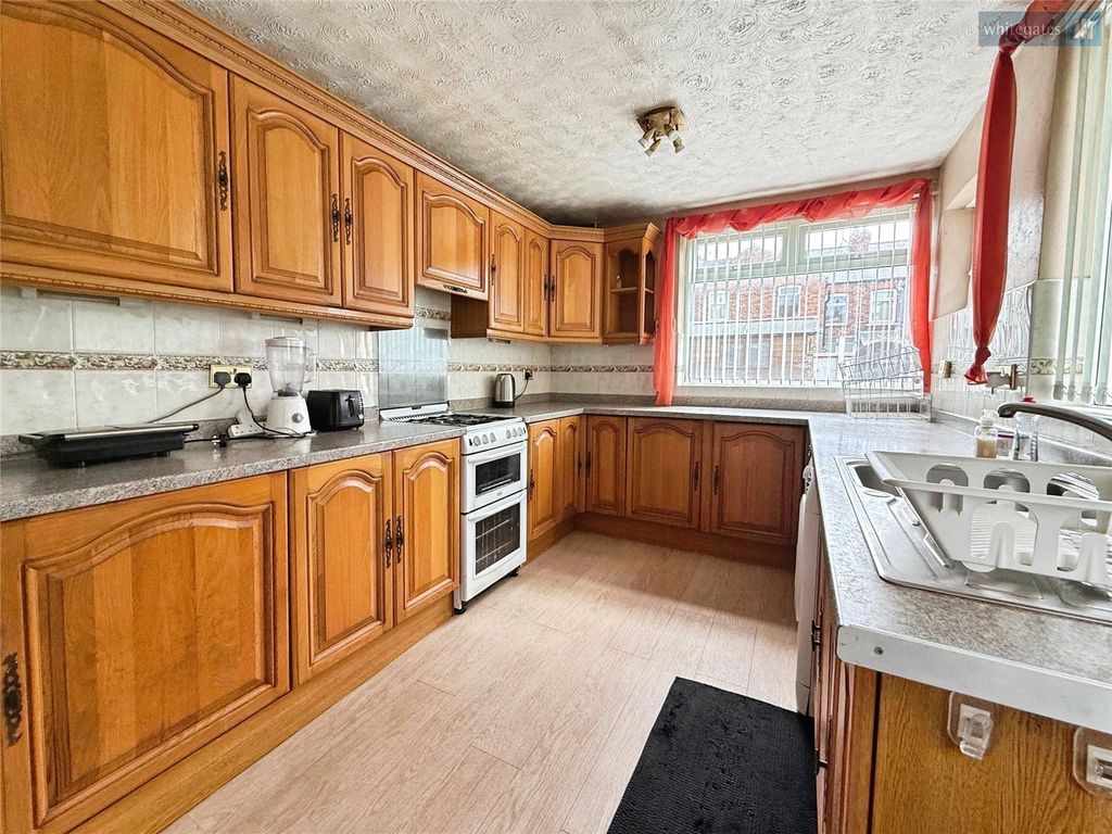 Property photo 2 of 13 Picture No. 08