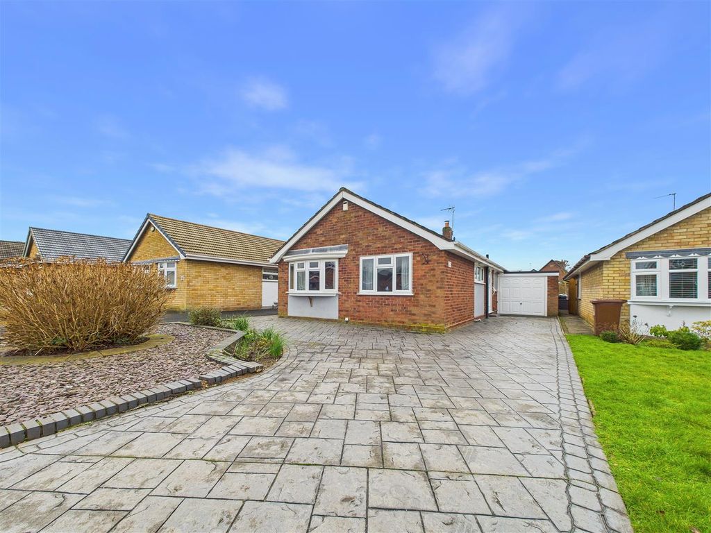 Property photo 1 of 14 Cam01407G0-Pr0080-Still014.Jpg