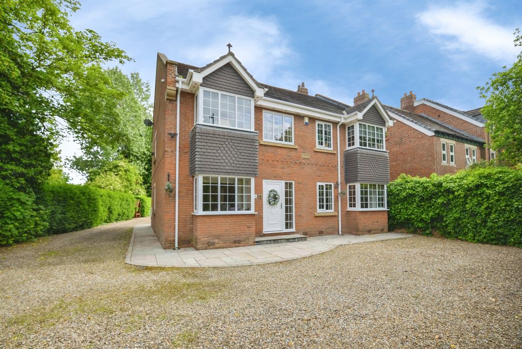 Property photo 1 of 27