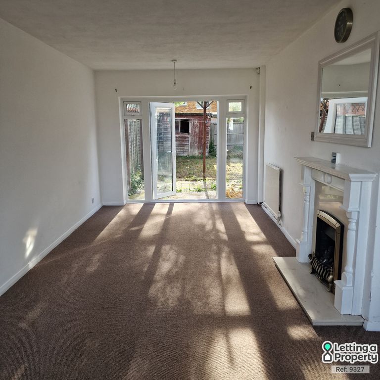 Property photo 2 of 24