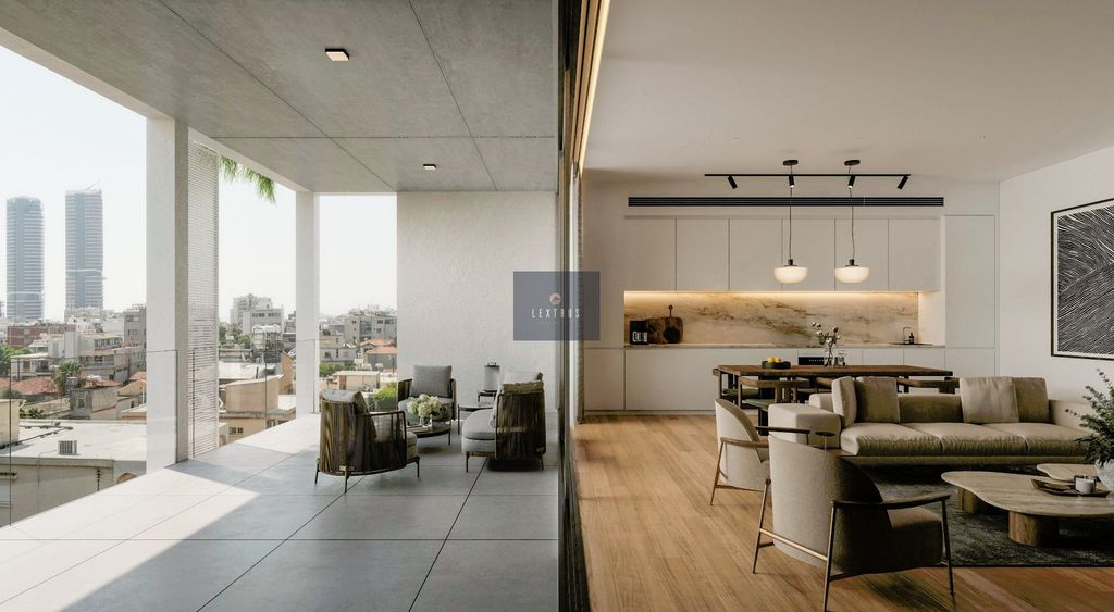 Property photo 3 of 6