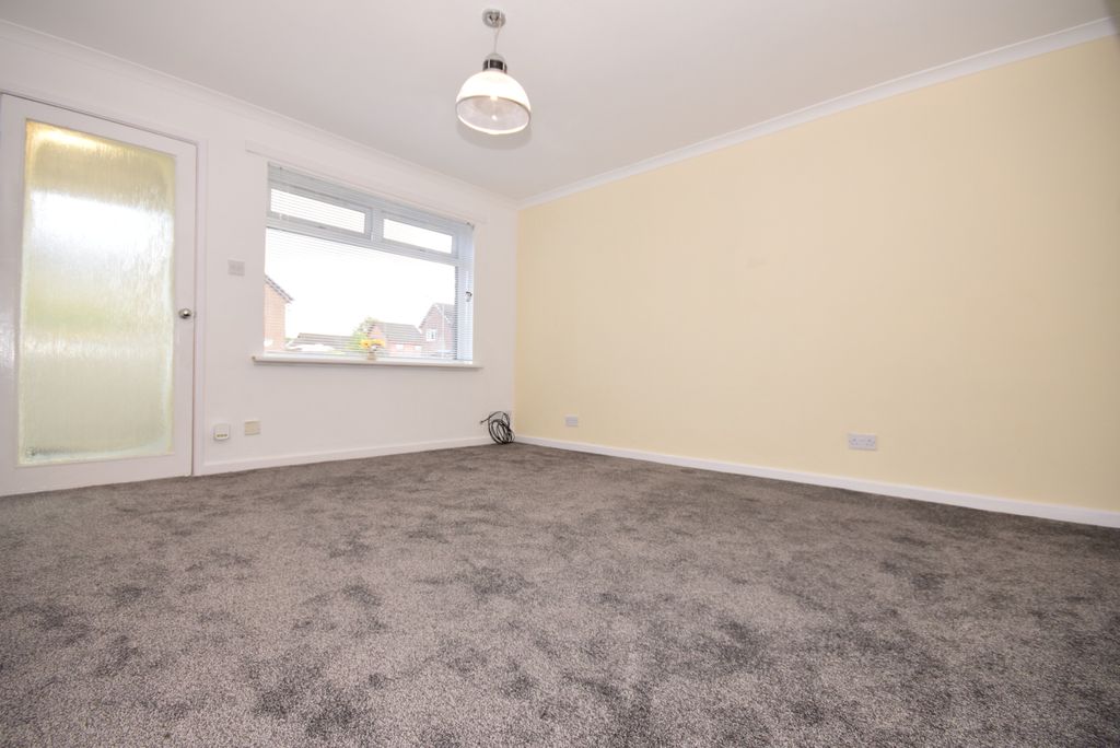 Property photo 3 of 12 Dsc 0030