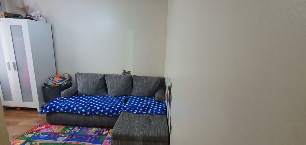 Property photo 3 of 10 Reception