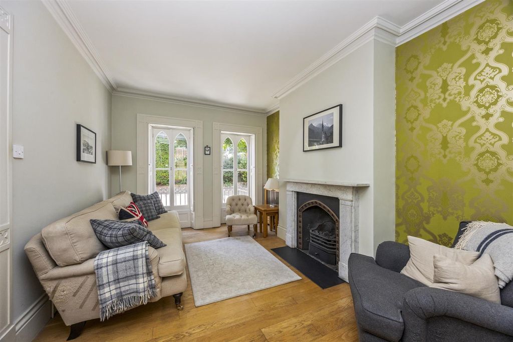Property photo 3 of 19 Wykeham Terrace 8-010.Jpg