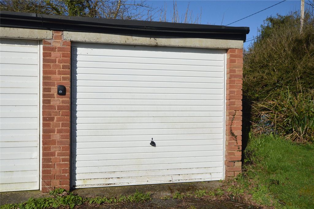 Property photo 1 of 5 Picture No. 05