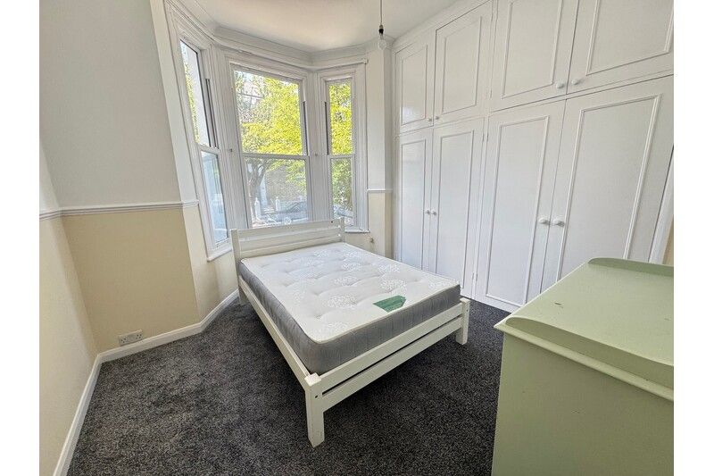 Property photo 2 of 8