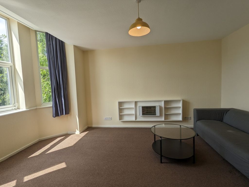 Property photo 2 of 11 Photo 1