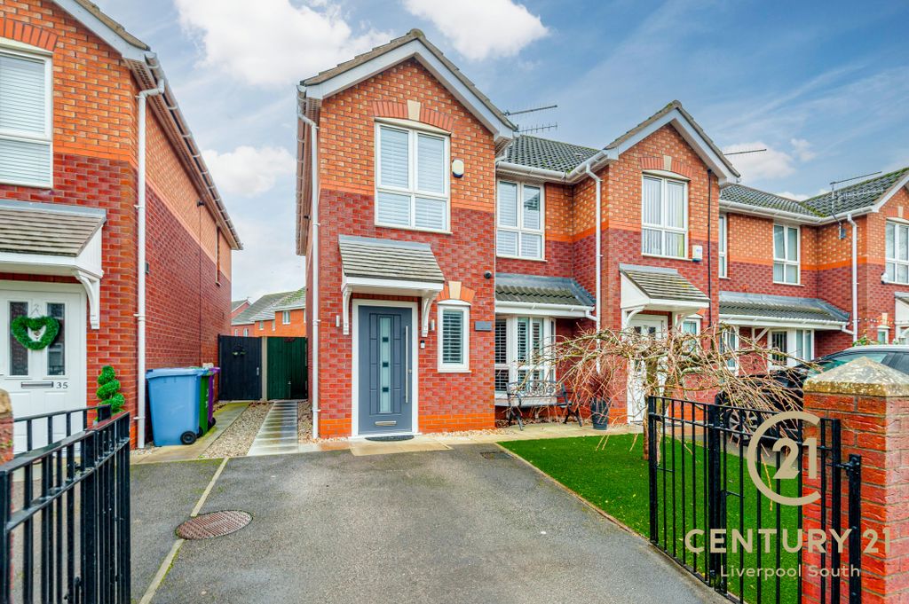 Property photo 1 of 24