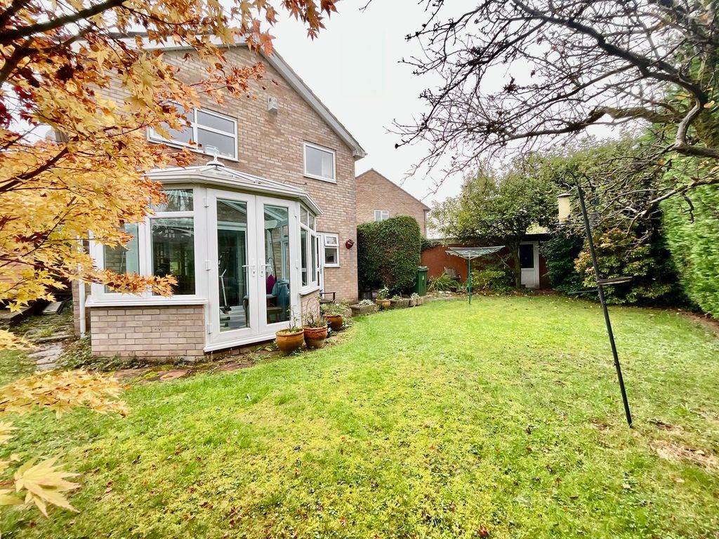 Property photo 2 of 21