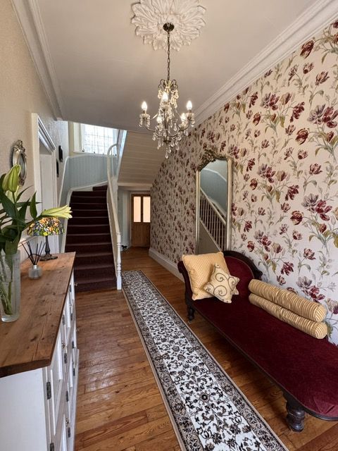 Property photo 3 of 33