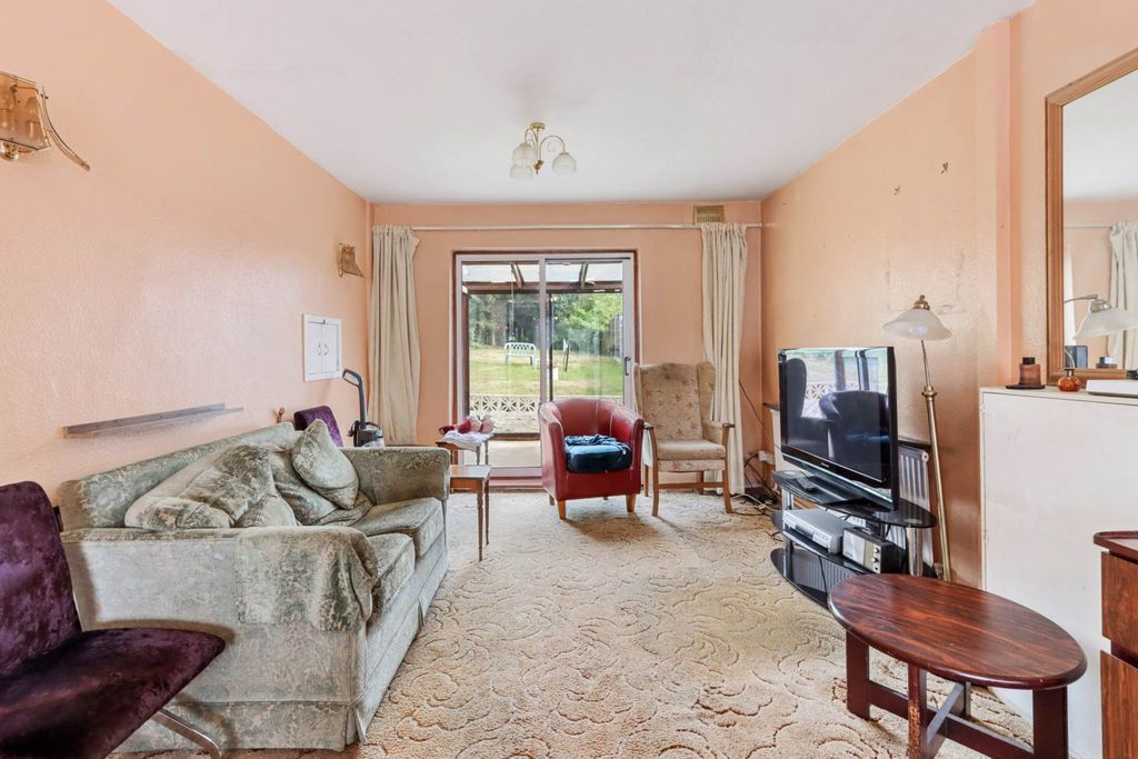 Property photo 3 of 8