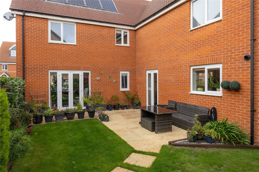 Property photo 3 of 17 Picture No. 25
