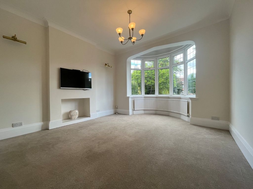 Property photo 2 of 31 Picture No. 71