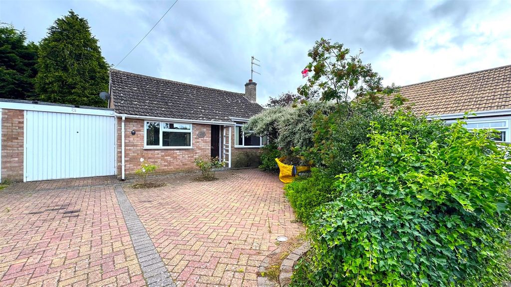 Property photo 1 of 14 Front.Jpg