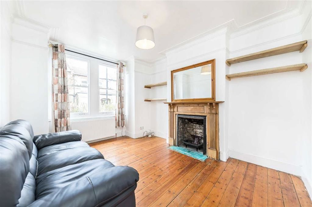 Property photo 2 of 7