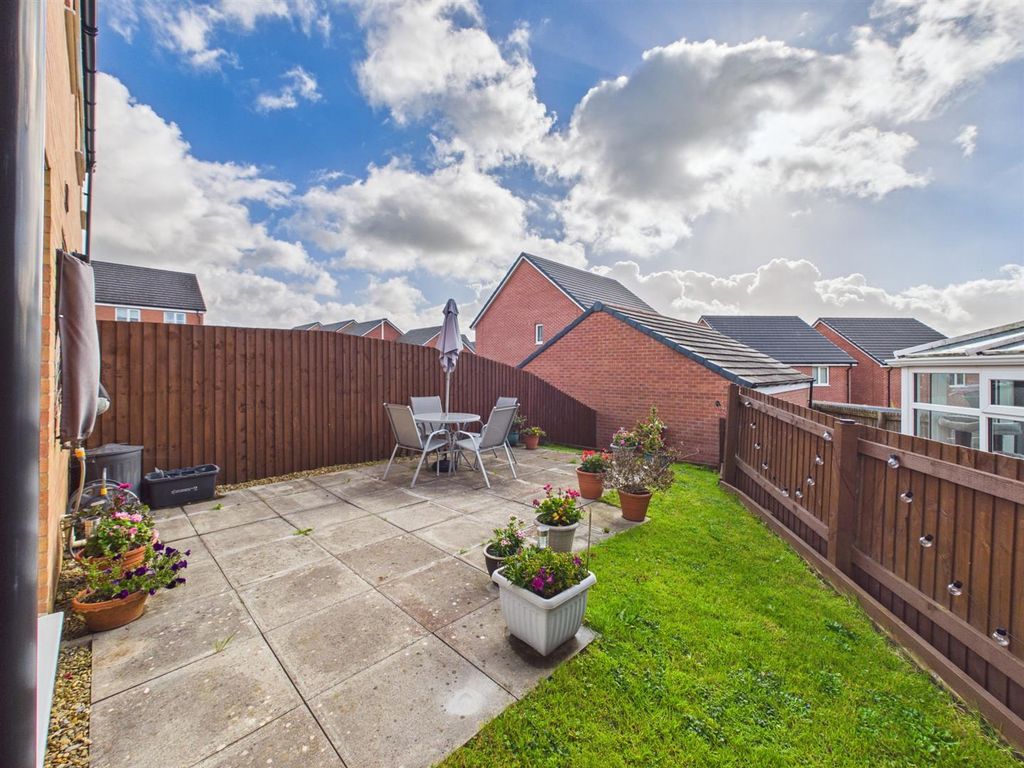 Property photo 2 of 17 Cam04045G0-Pr0142-Still015.Jpg