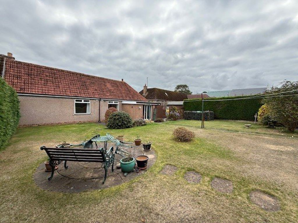 Property photo 3 of 14